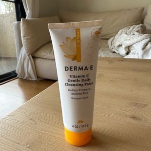 DermaE vitamin c gently daily cleansing paste